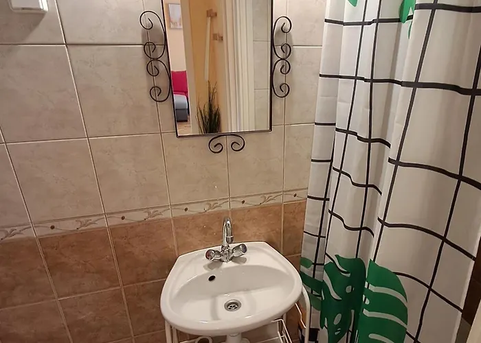 Hanna 1-2 Apartament *